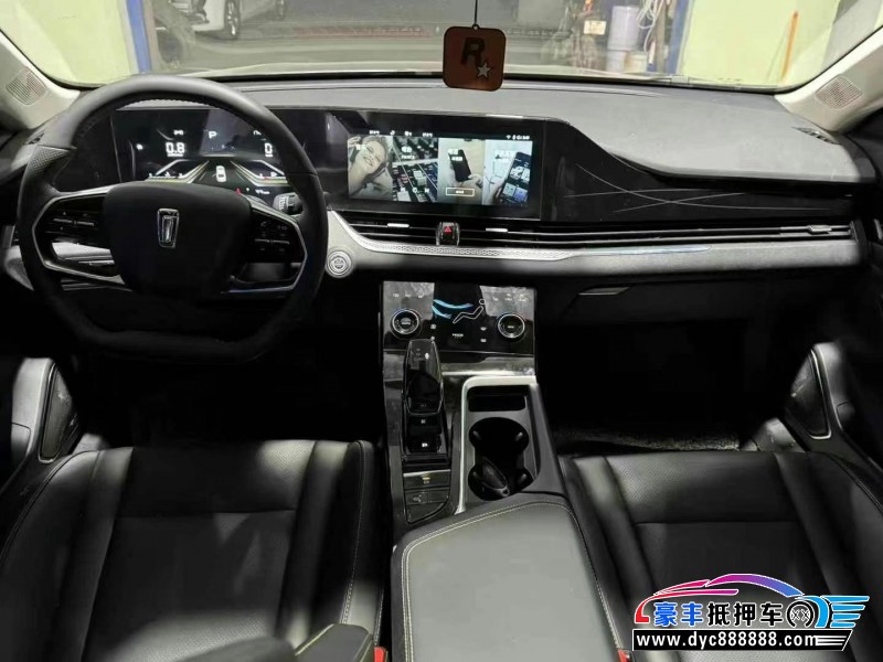 24年奔腾B70轿车抵押车出售