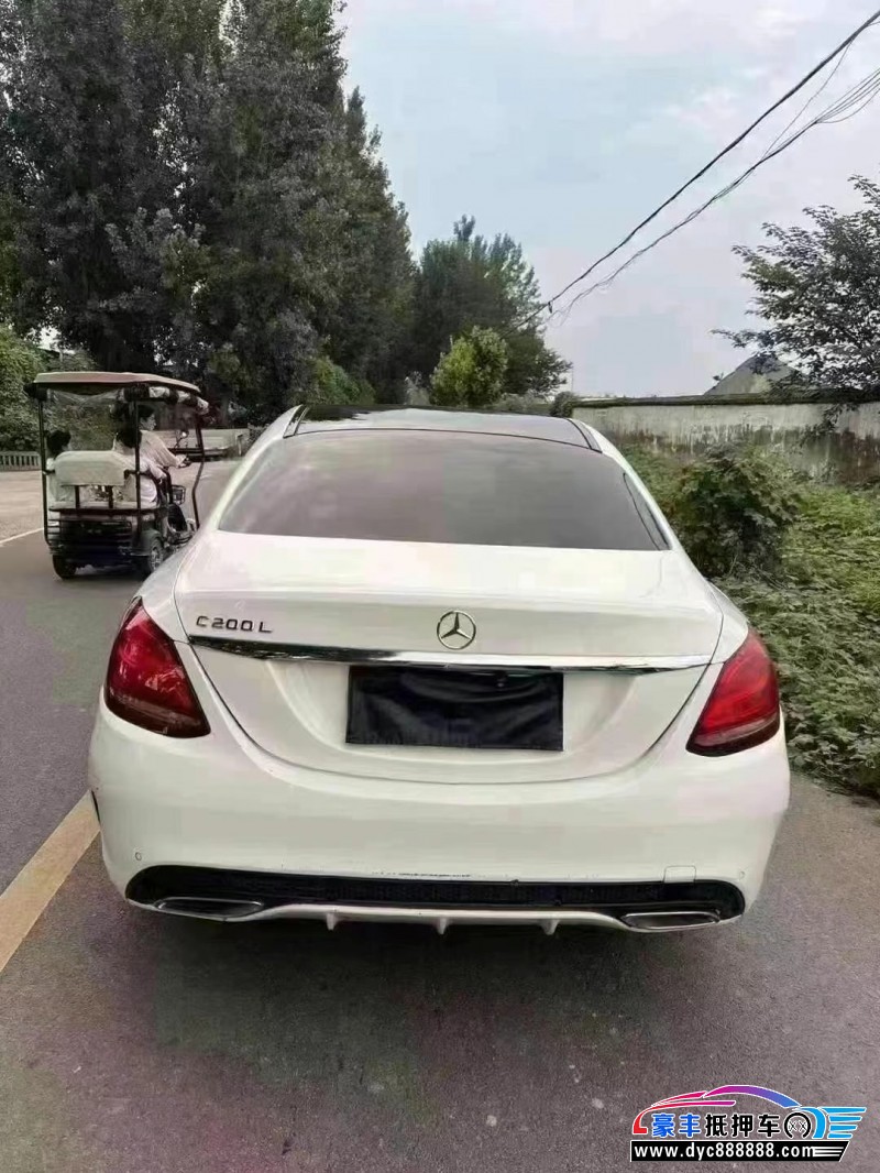 18年奔驰C轿车抵押车出售