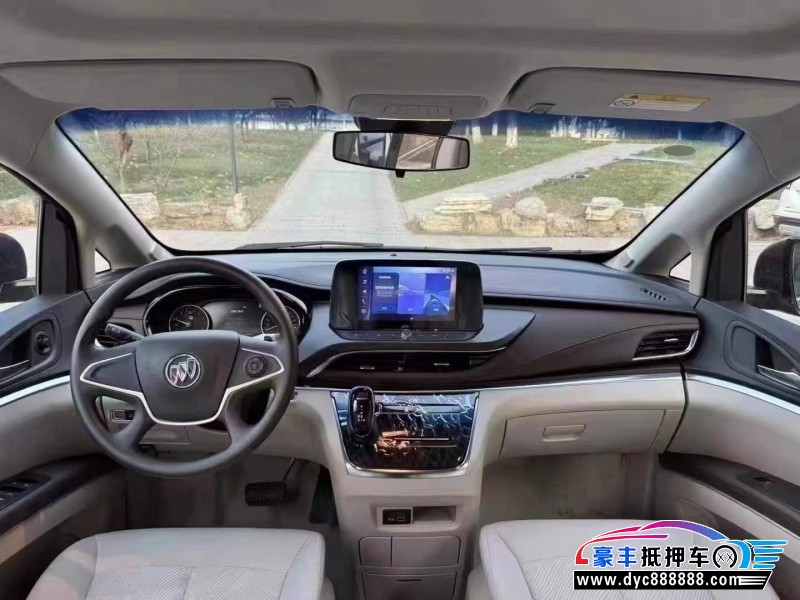 24年别克GL8轿车抵押车出售