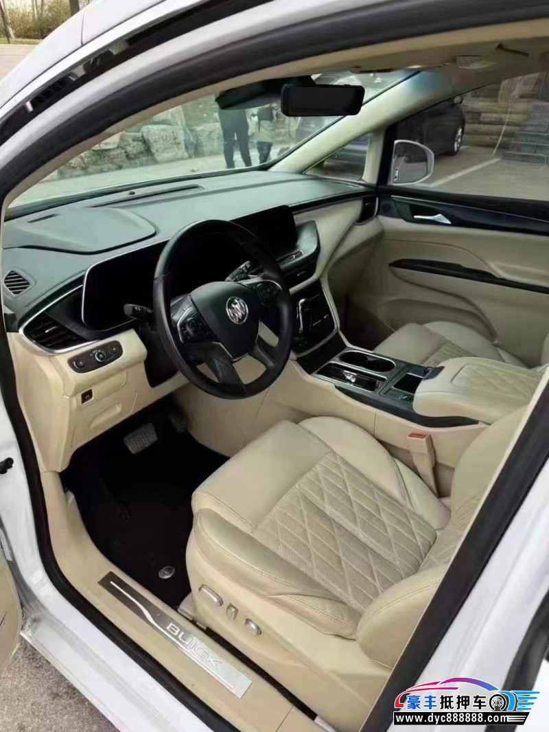 23年别克GL8轿车抵押车出售