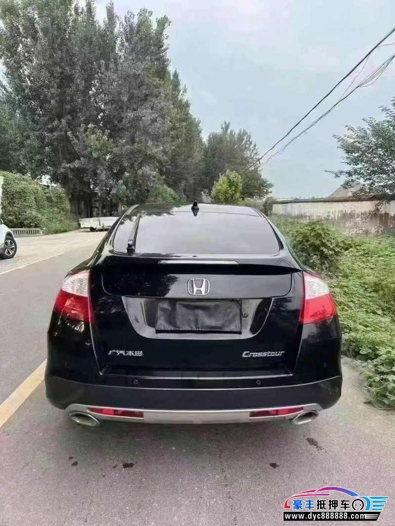 17年本田歌诗图轿车抵押车出售