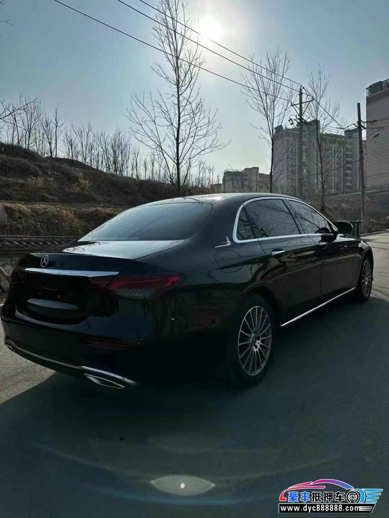 22年奔驰E轿车抵押车出售