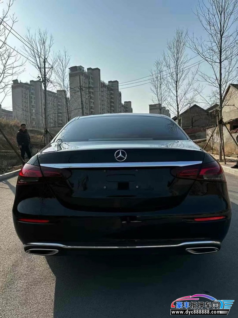 22年奔驰E轿车抵押车出售