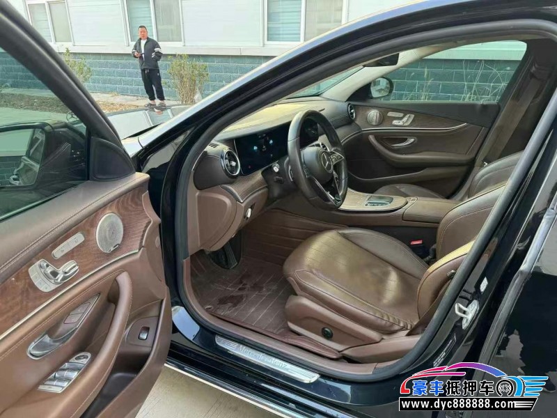 21年奔驰E轿车抵押车出售