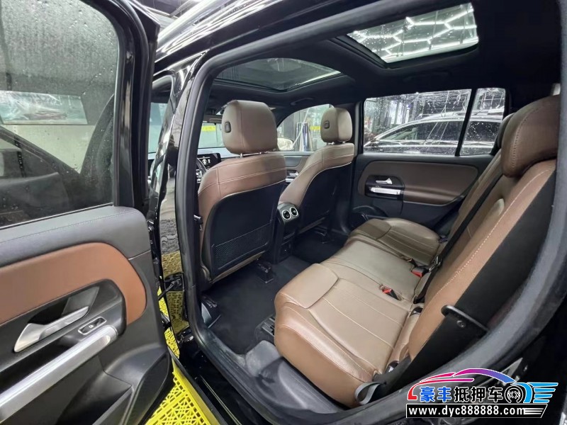 20年奔驰GLB轿车抵押车出售