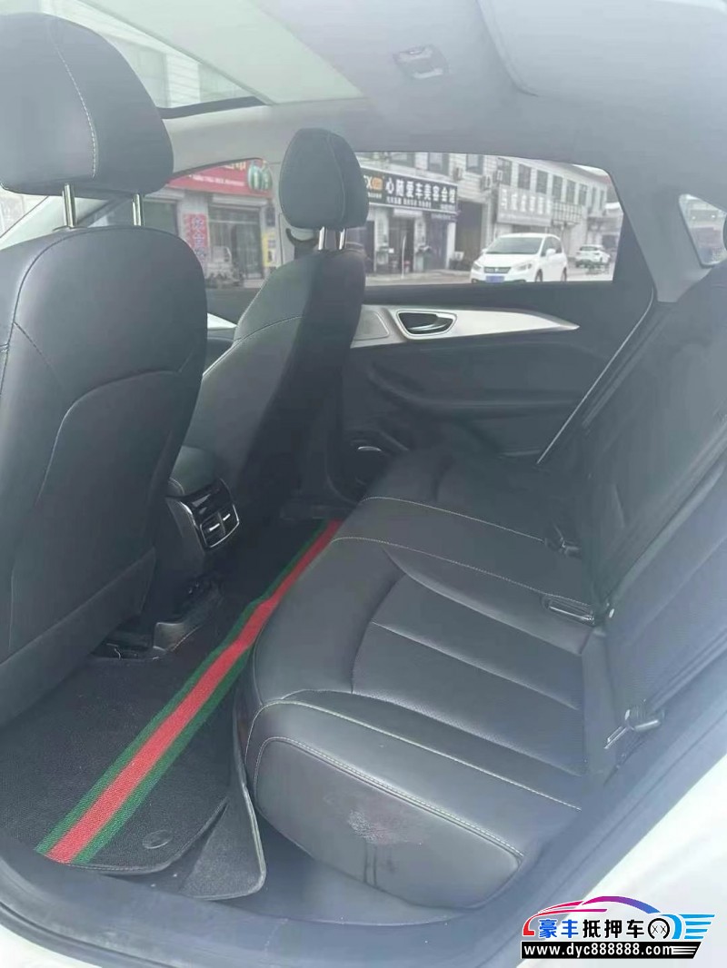 24年荣威i6轿车抵押车出售