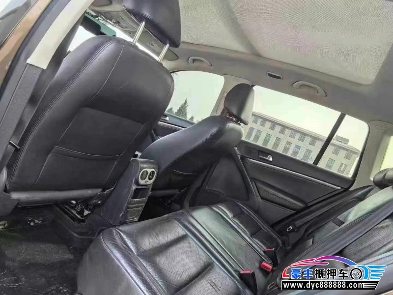 14年大众途观轿车抵押车出售