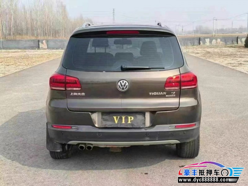 14年大众途观轿车抵押车出售