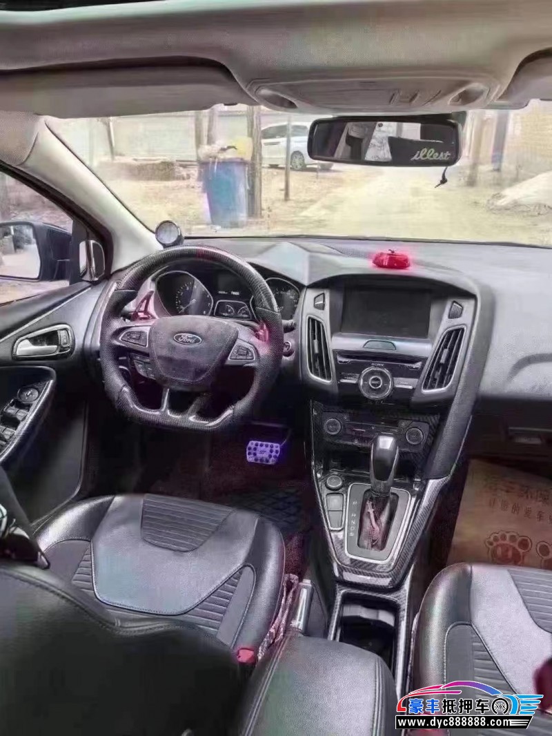 17年福特福克斯轿车抵押车出售