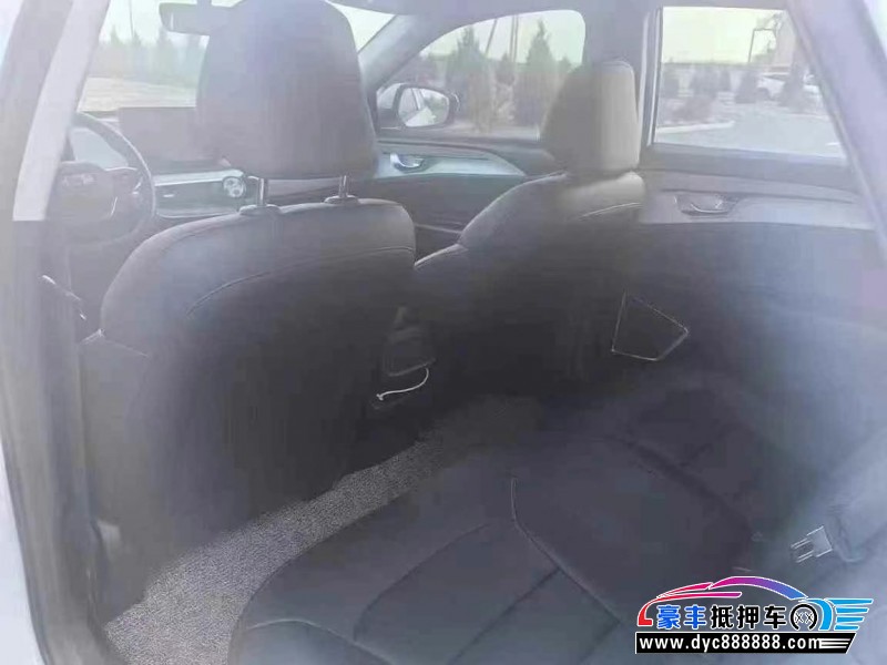 24年吉利几何轿车抵押车出售