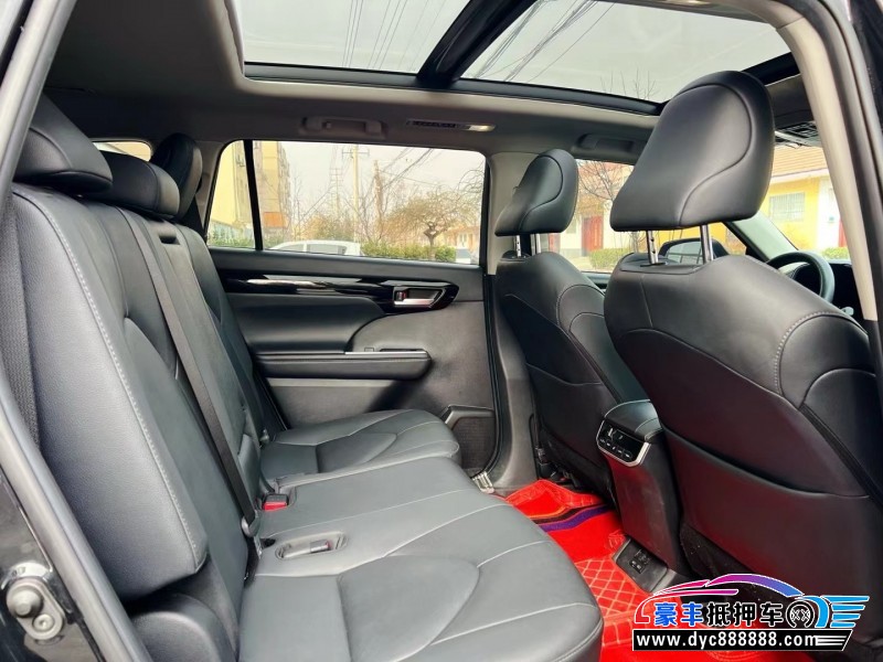 22年丰田汉兰达轿车抵押车出售