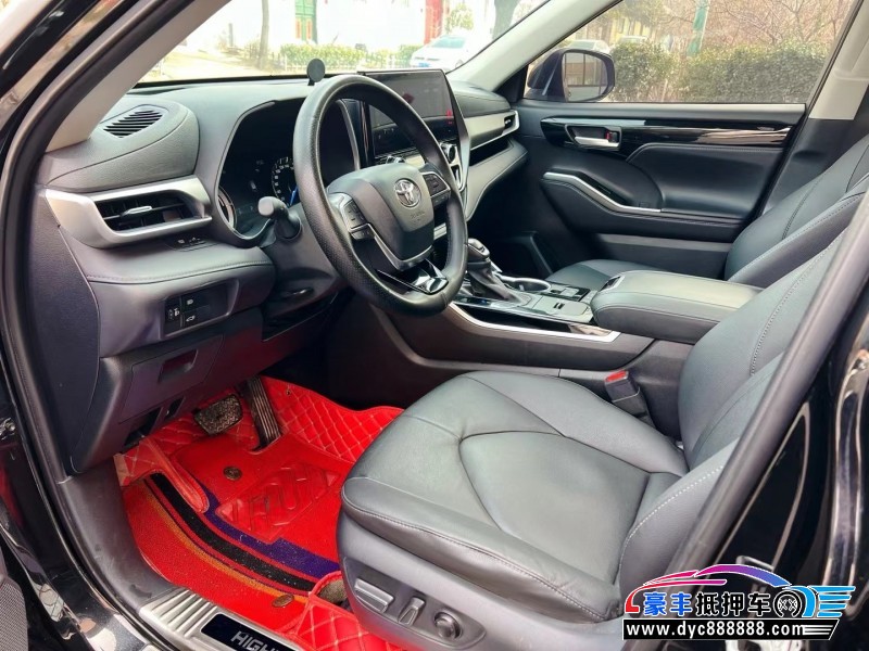 22年丰田汉兰达轿车抵押车出售