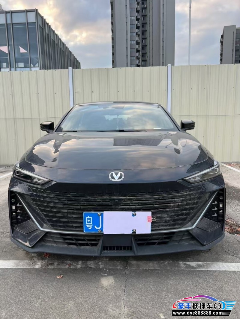 24年长安长安UNI轿车抵押车出售