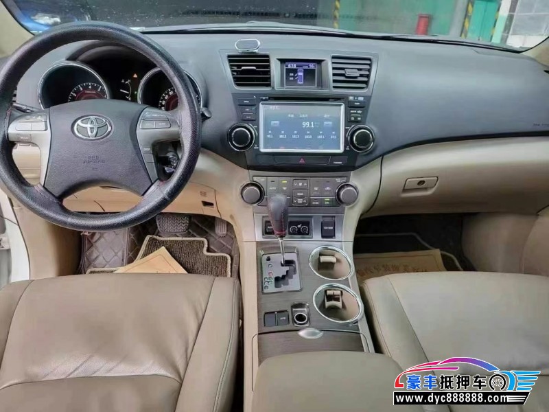 12年丰田汉兰达轿车抵押车出售