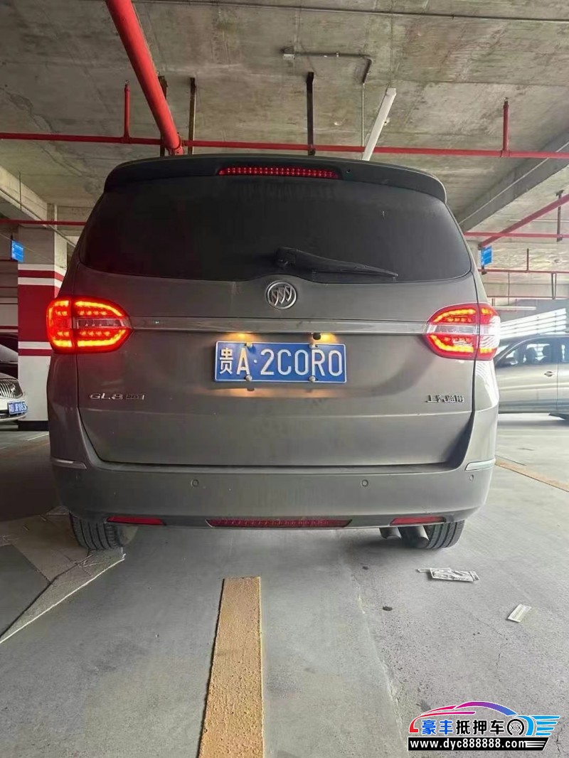 20年别克GL8轿车抵押车出售