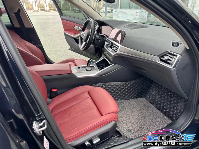 22年宝马3系轿车抵押车出售