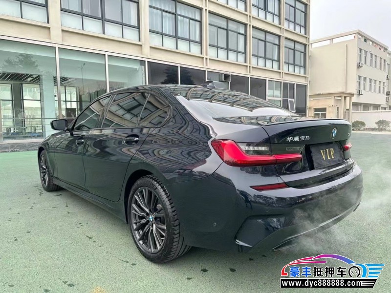 22年宝马3系轿车抵押车出售