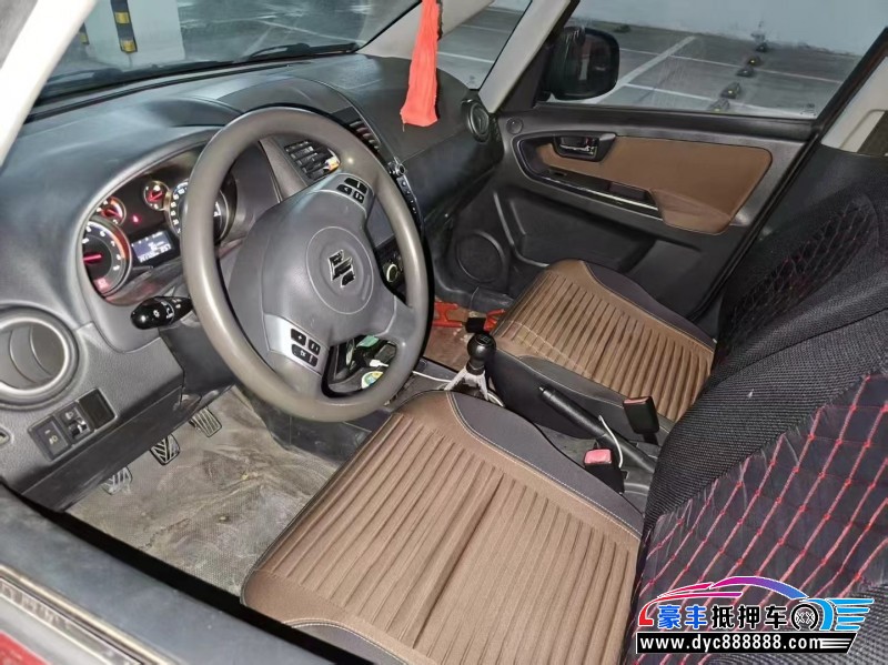 14年铃木天语 SX4轿车抵押车出售