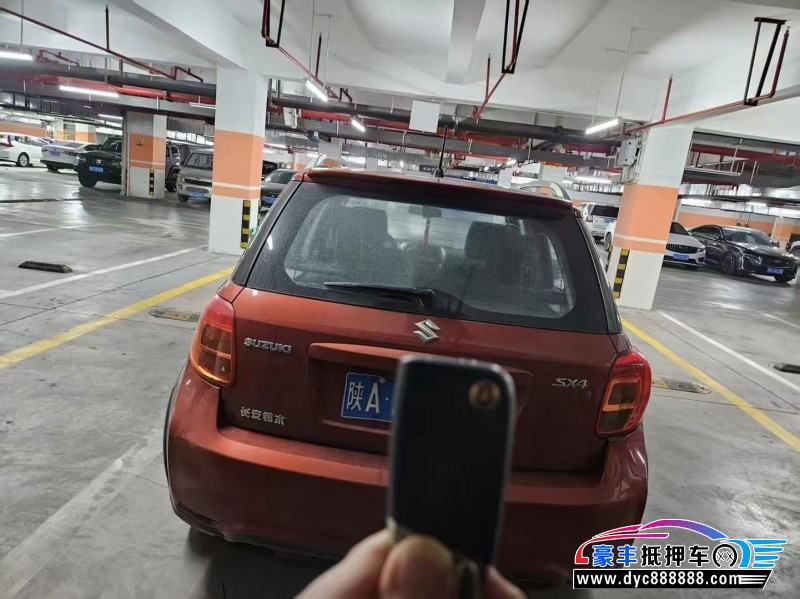 14年铃木天语 SX4轿车抵押车出售