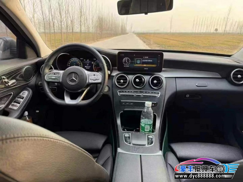 21年奔驰C轿车抵押车出售