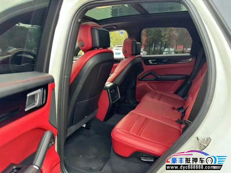 20年保时捷卡宴轿车抵押车出售