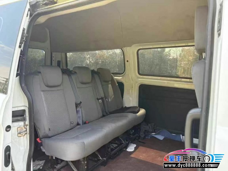 19年福特全顺轿车抵押车出售