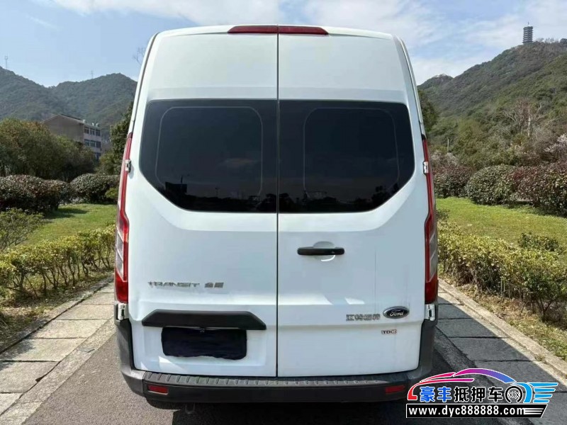 19年福特全顺轿车抵押车出售