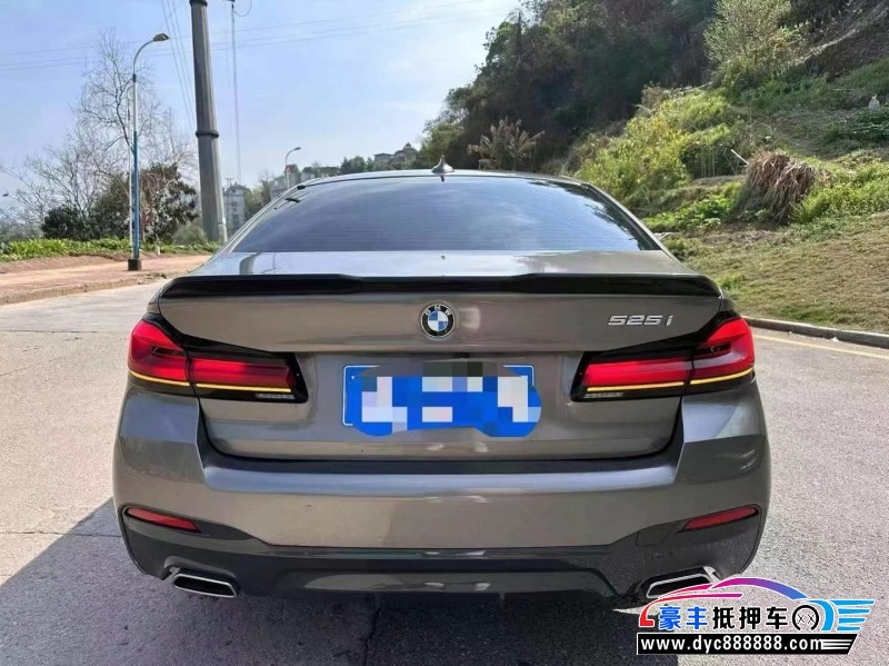 23年宝马5系轿车抵押车出售