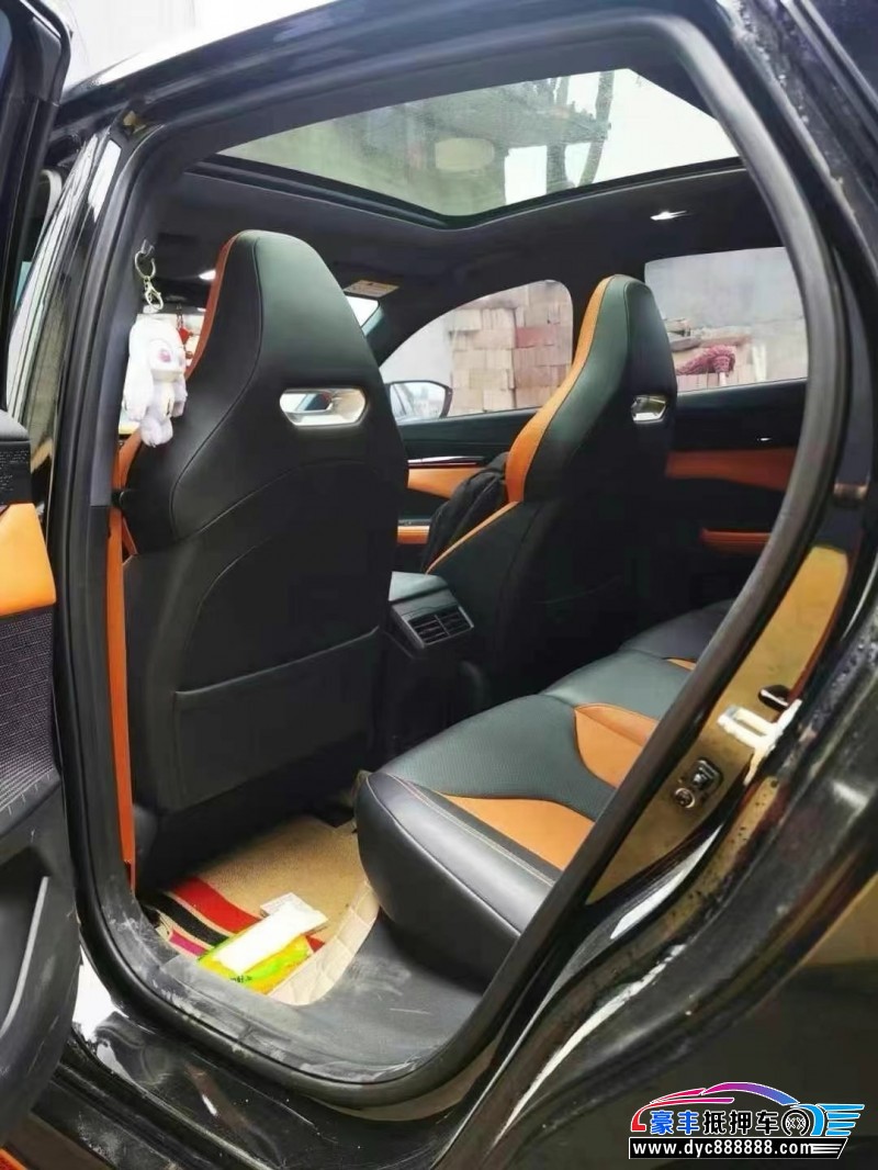 23年长安长安UNI轿车抵押车出售