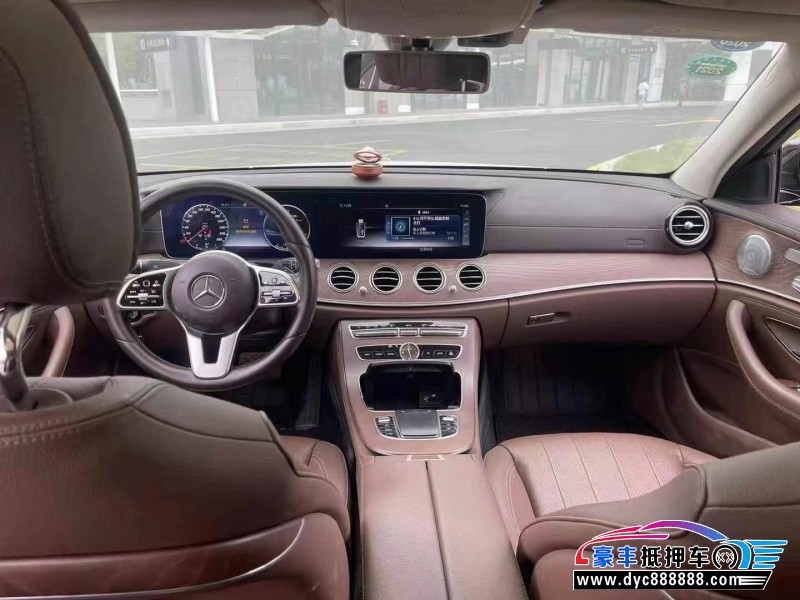 19年奔驰E轿车抵押车出售