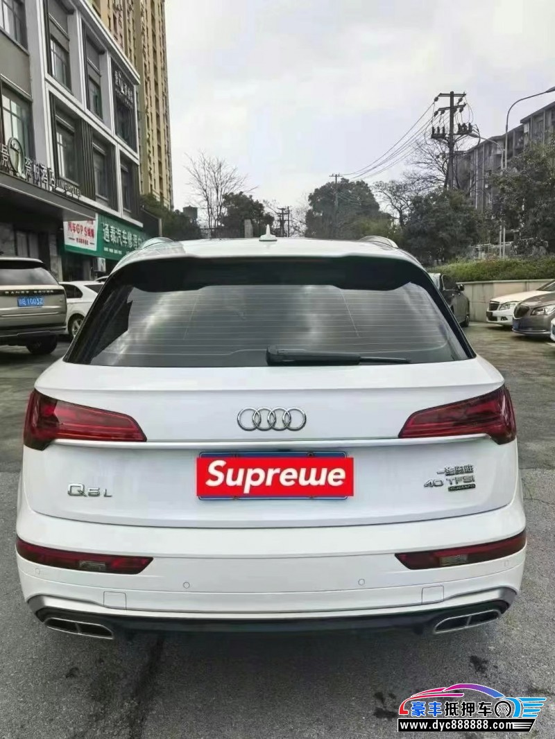 23年奥迪Q5轿车抵押车出售