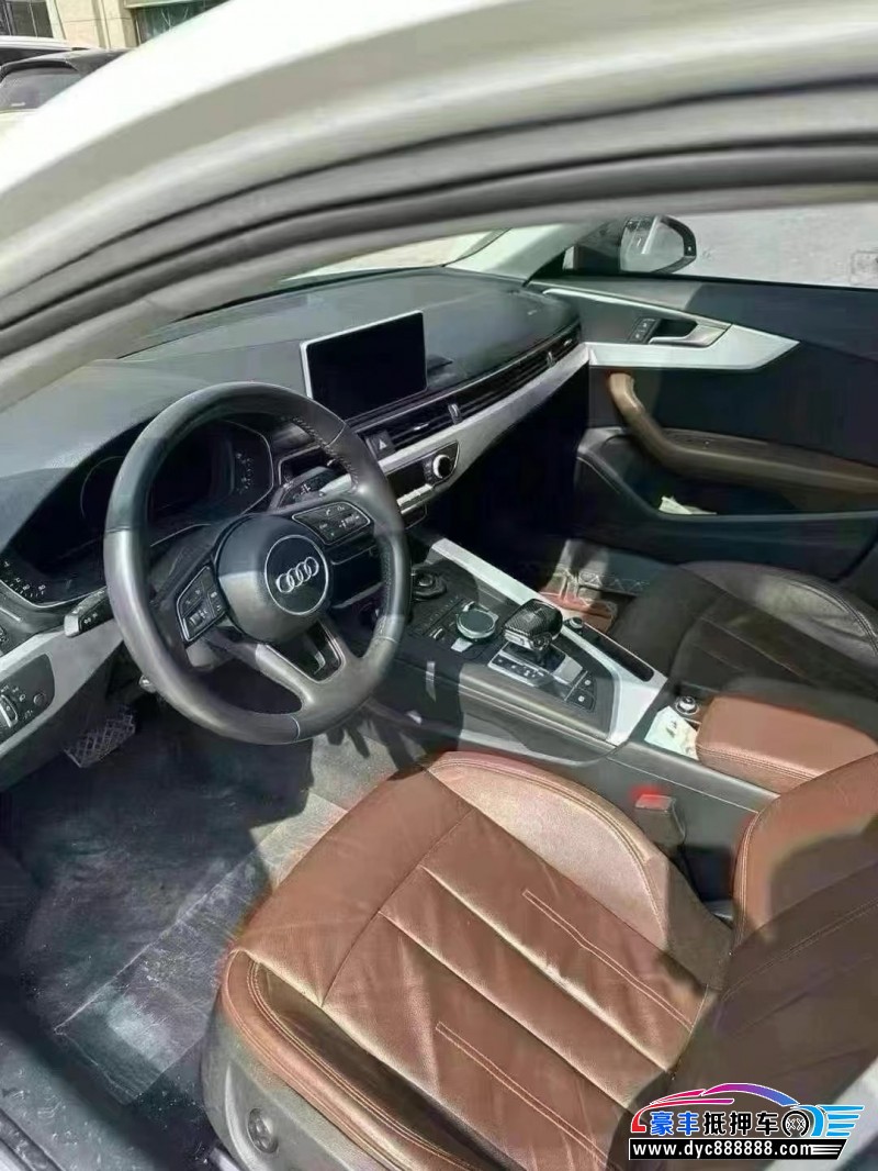 19年奥迪A4L轿车抵押车出售