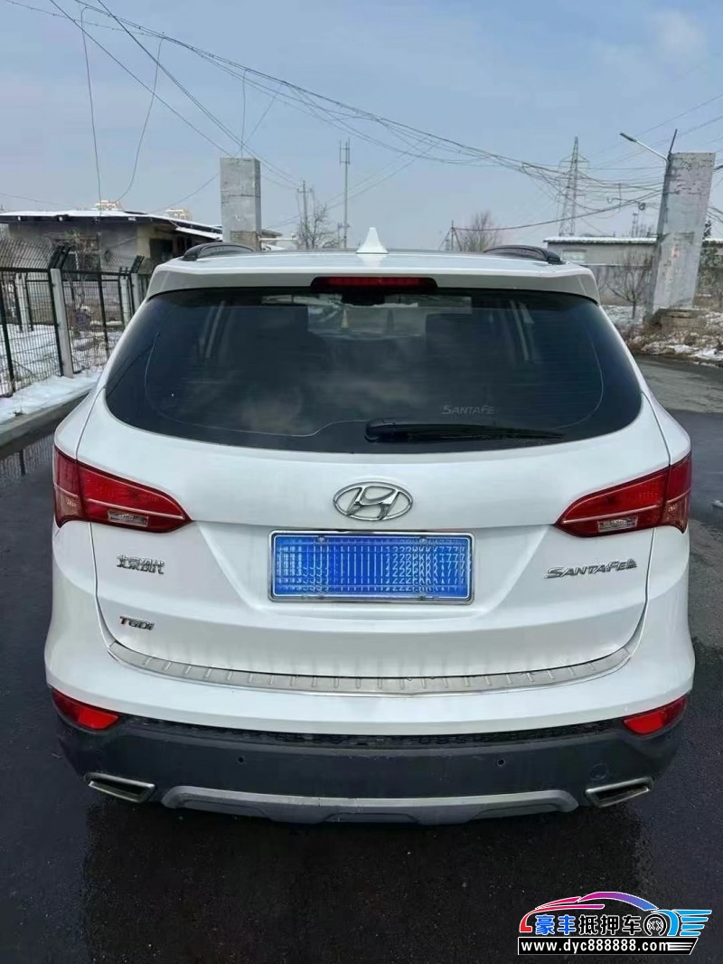 16年现代新胜达轿车抵押车出售