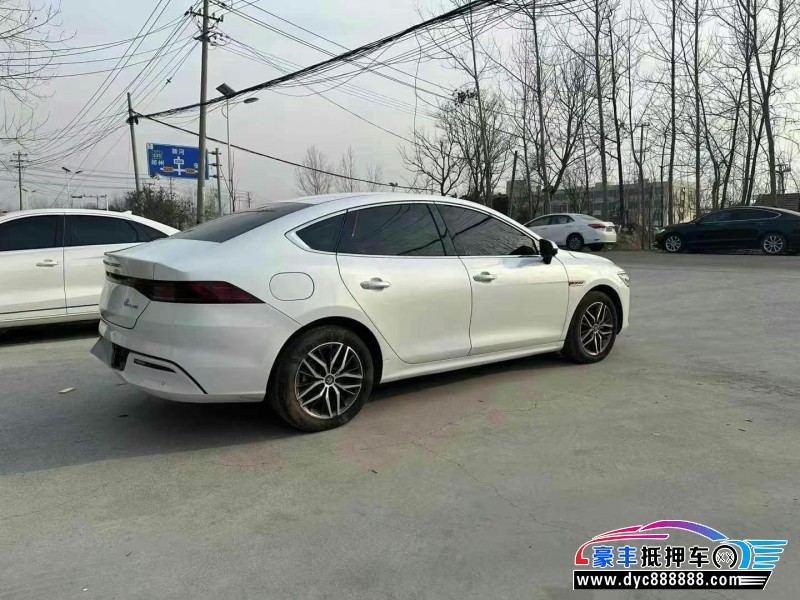 22年比亚迪秦轿车抵押车出售