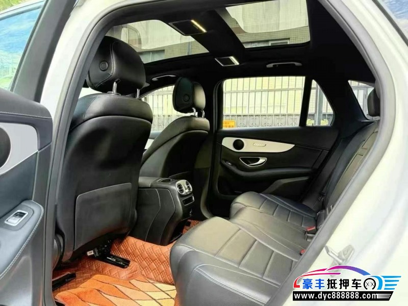 22年奔驰GLC轿车抵押车出售