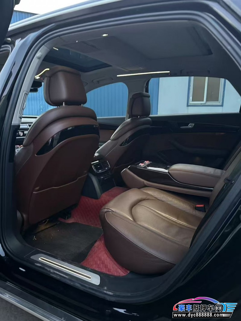 15年奥迪A8轿车抵押车出售