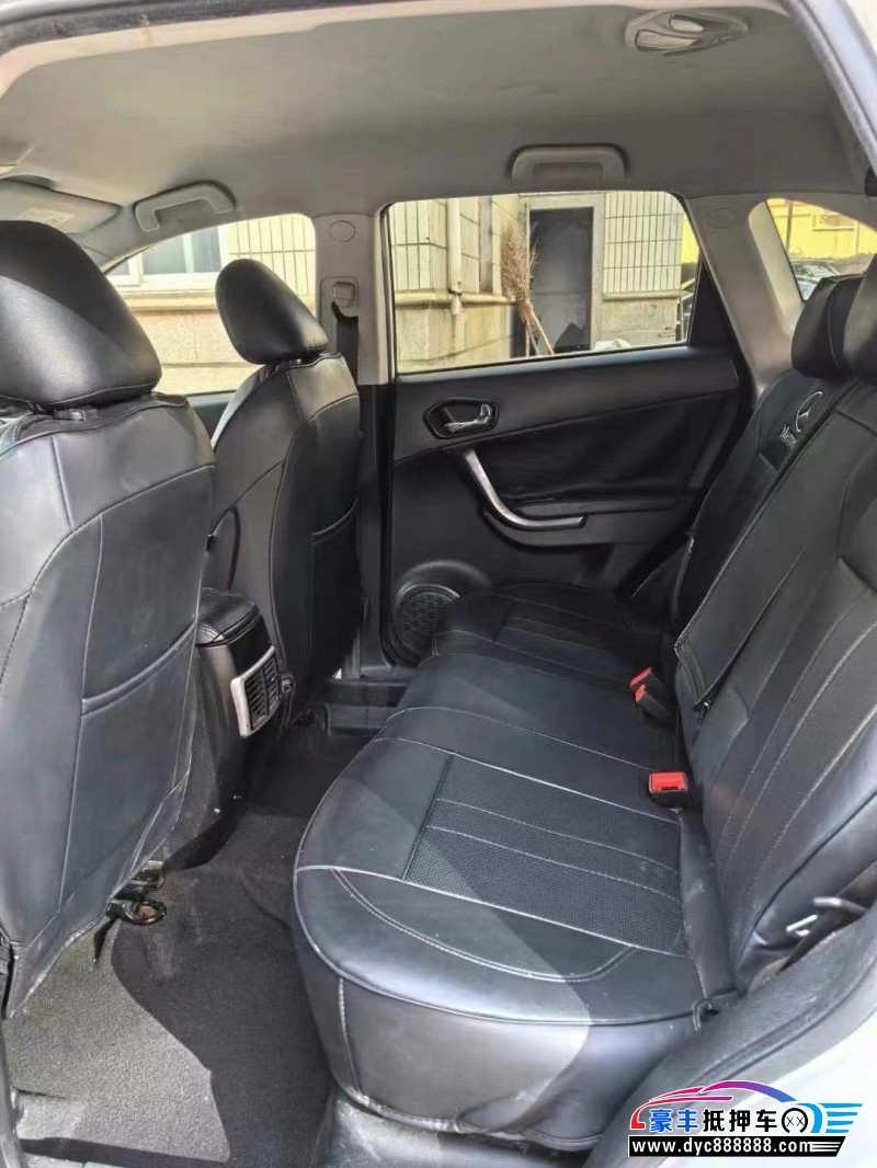 14年传祺GS5轿车抵押车出售