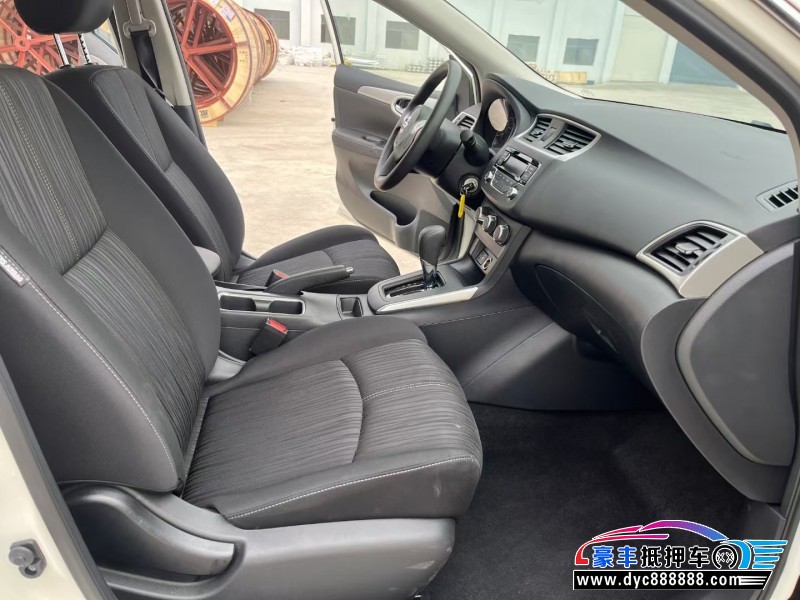 24年日产轩逸轿车抵押车出售