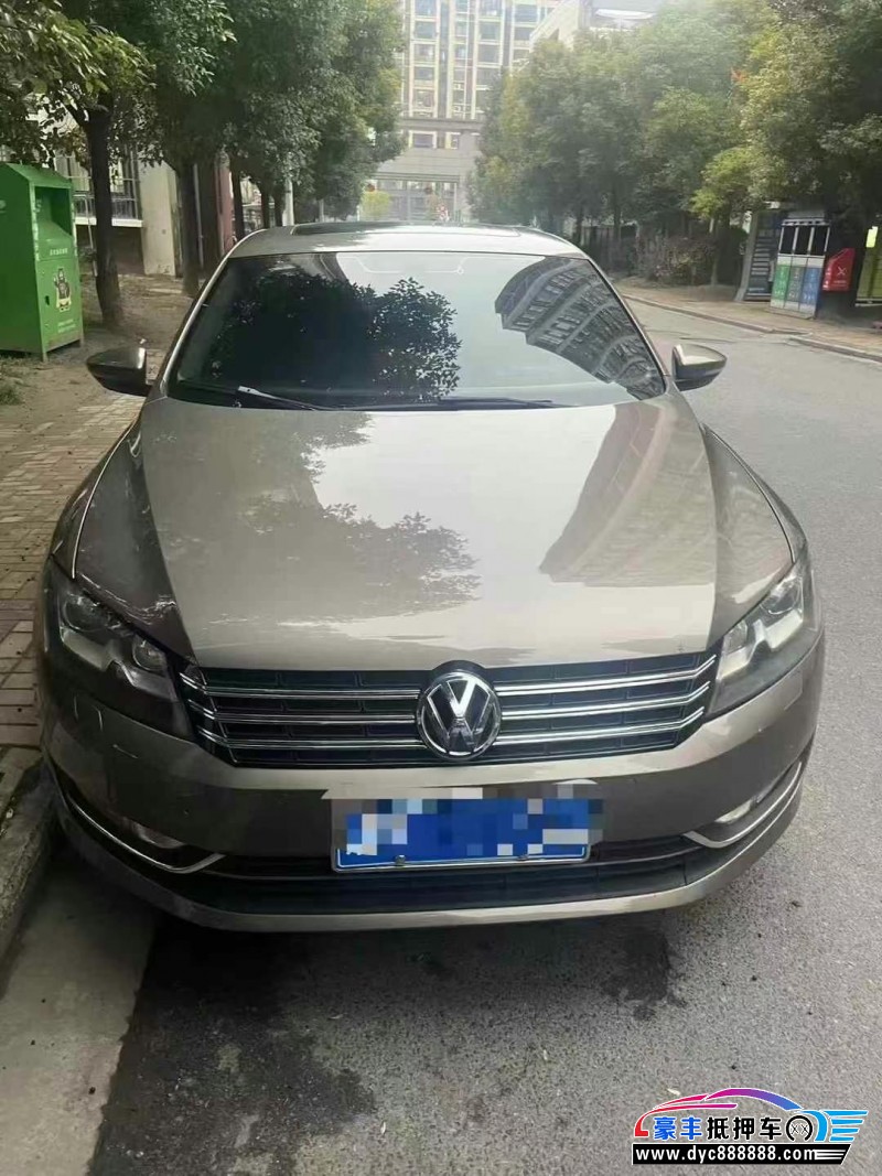 12年大众帕萨特轿车抵押车出售