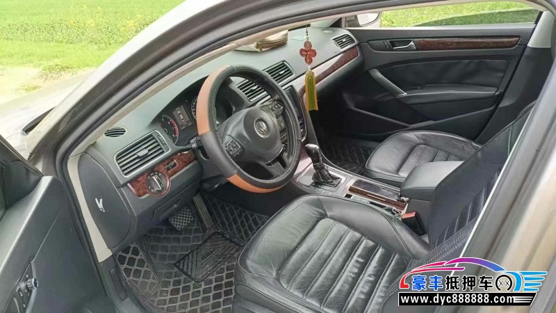 12年大众帕萨特轿车抵押车出售