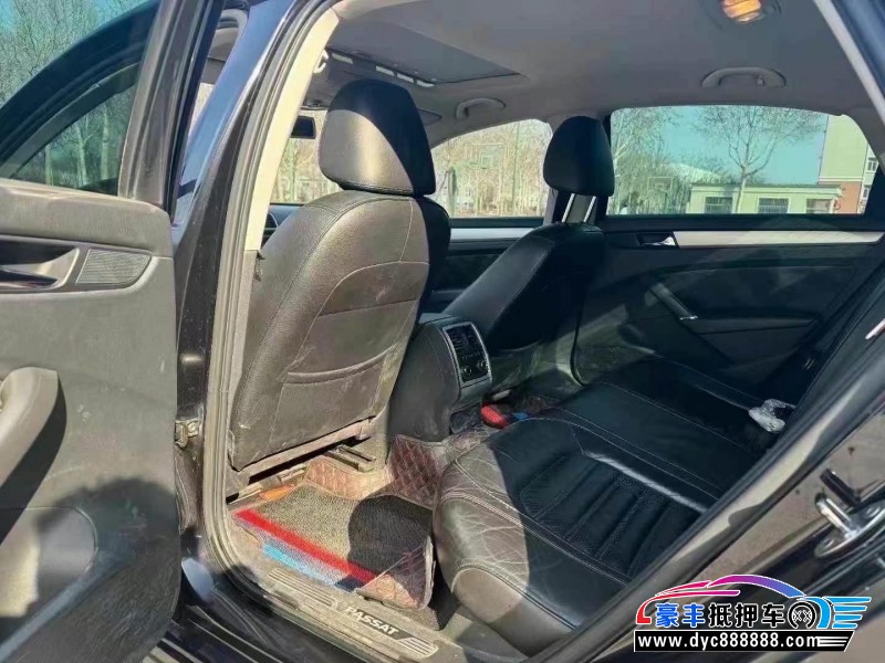 14年大众帕萨特轿车抵押车出售