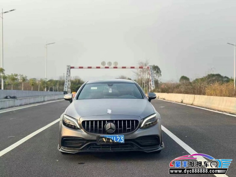 20年奔驰C轿车抵押车出售