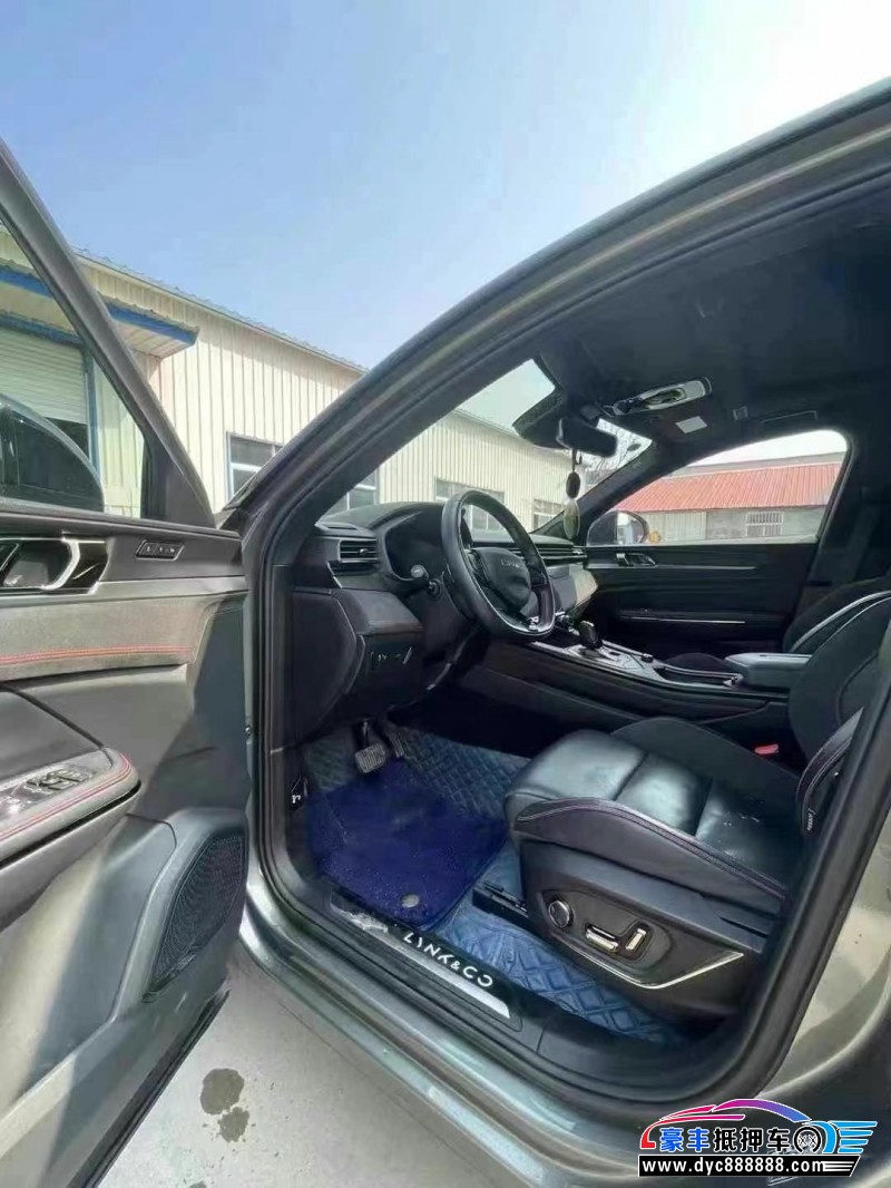 22年领克05轿车抵押车出售