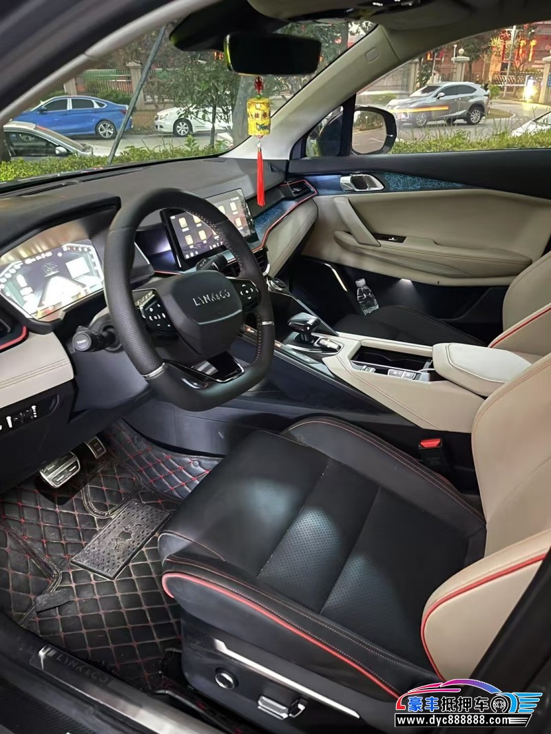 20年领克06轿车抵押车出售