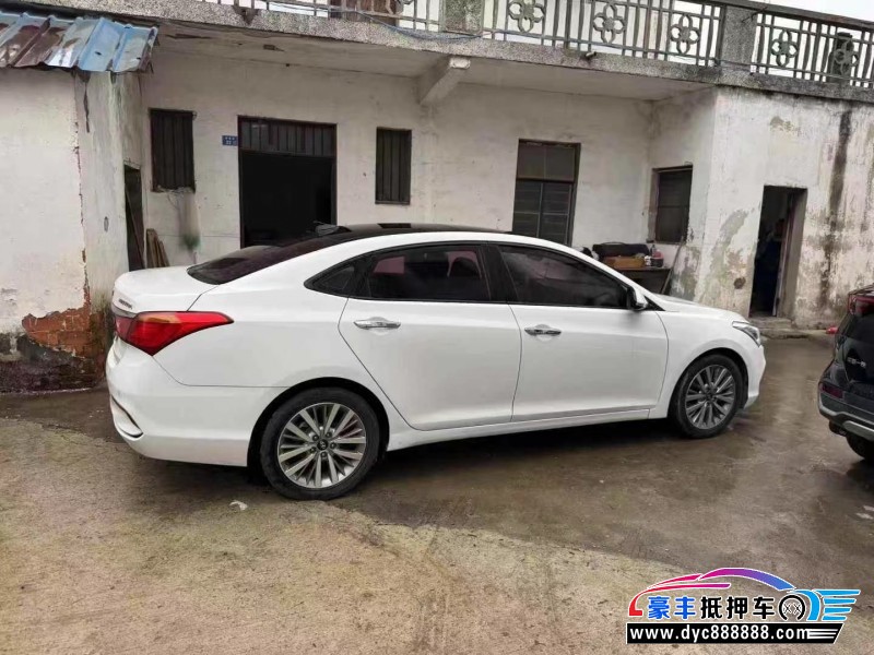 20年现代名图轿车抵押车出售