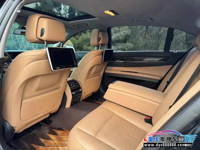 15年宝马7系轿车抵押车出售