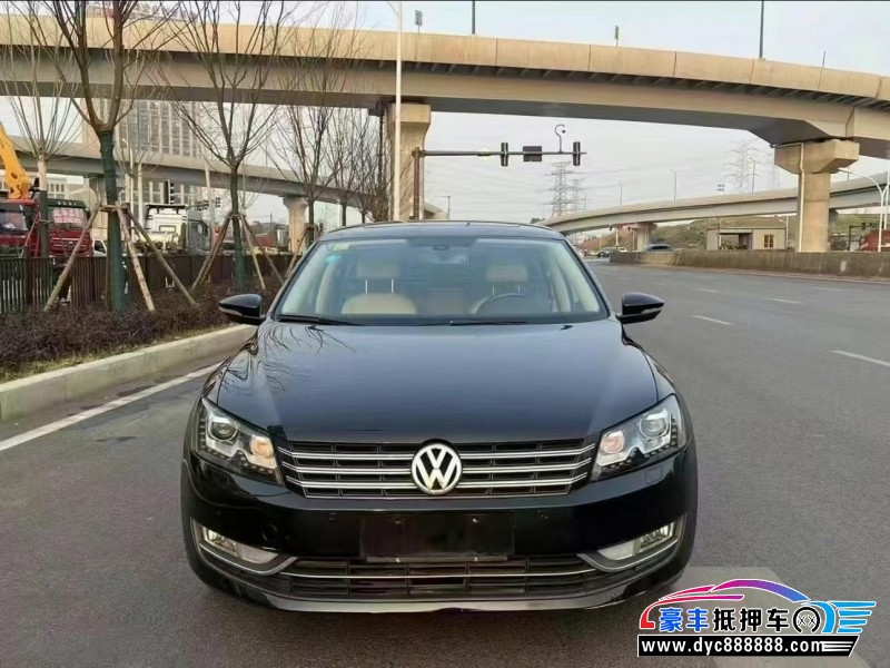 13年大众帕萨特轿车抵押车出售