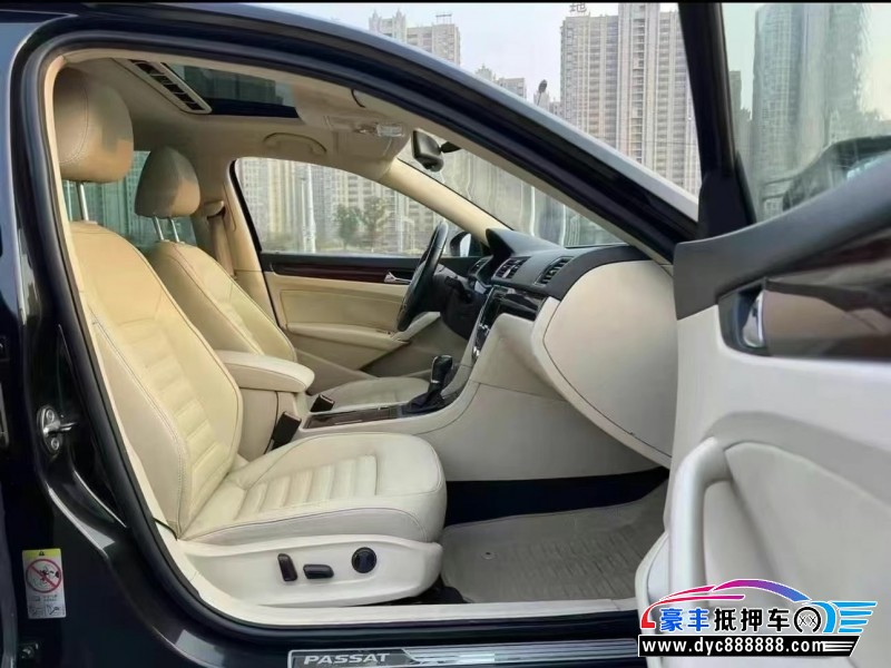 13年大众帕萨特轿车抵押车出售