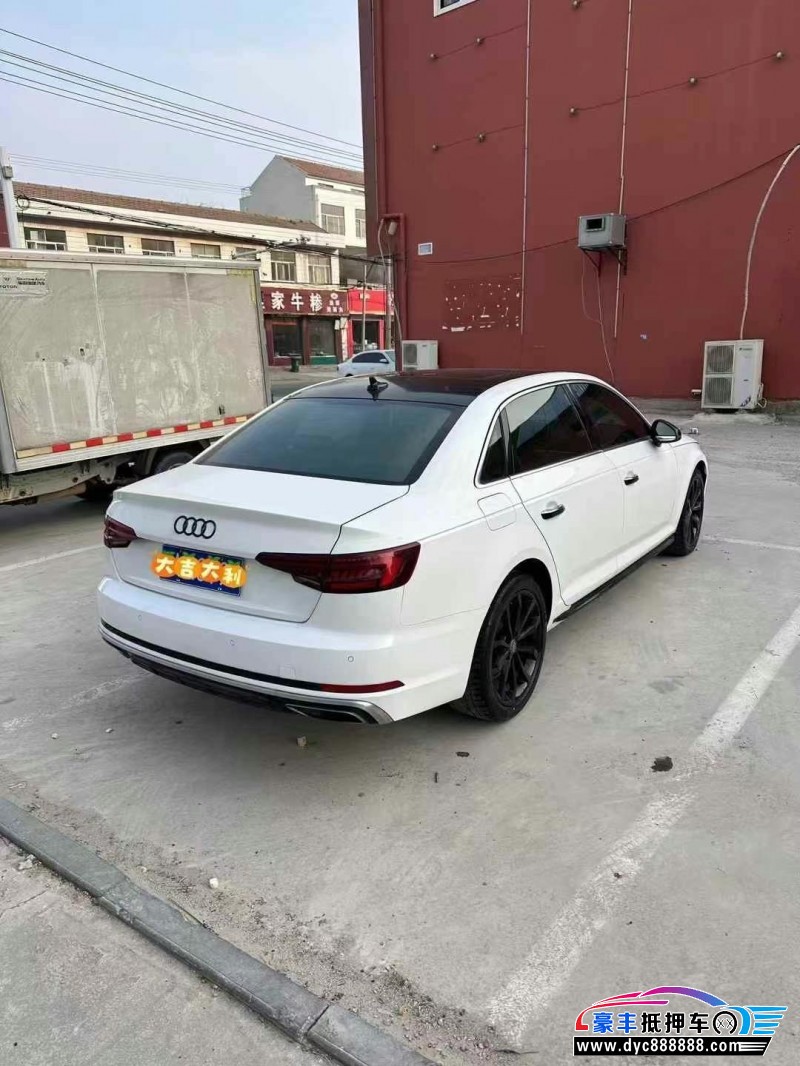 19年奥迪A4L轿车抵押车出售