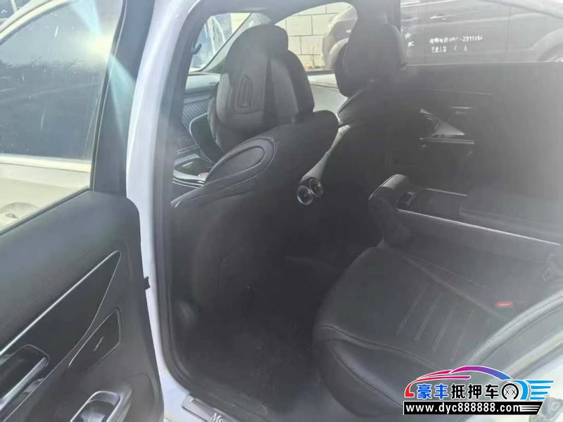 23年奔驰C轿车抵押车出售